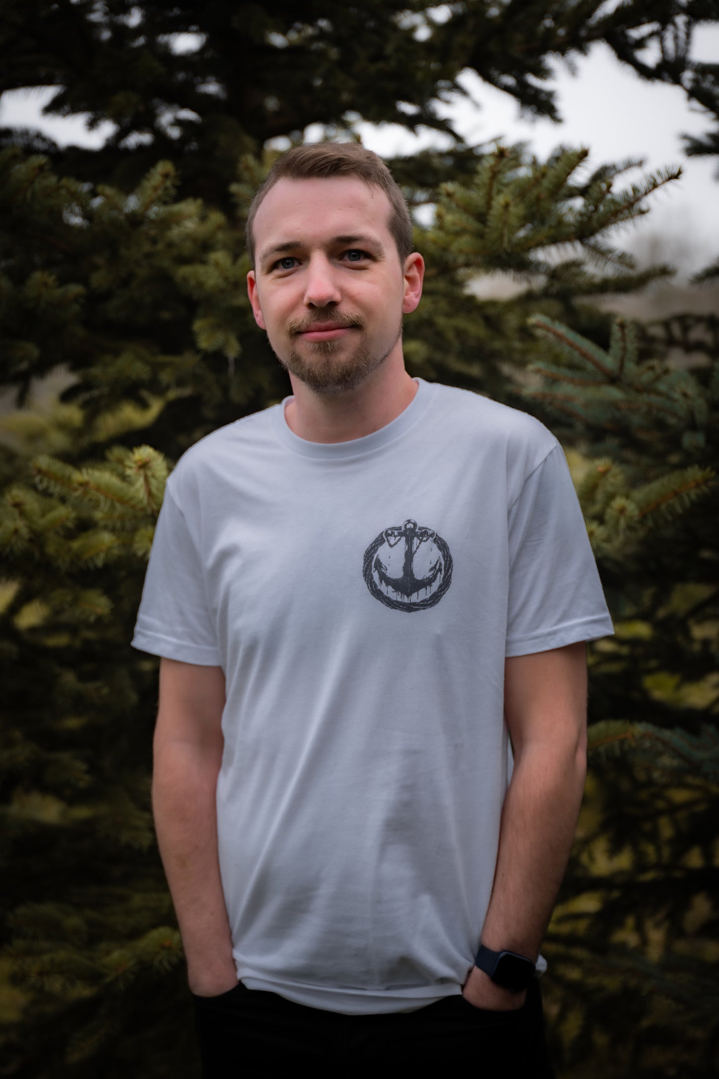 T-Shirt "We Are Like Anchors" male